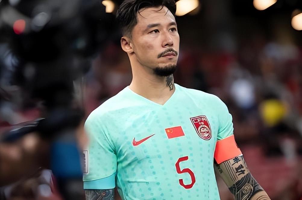 明天已跟着上港冬训，为何网传津门虎还想让他回来，原因找到了