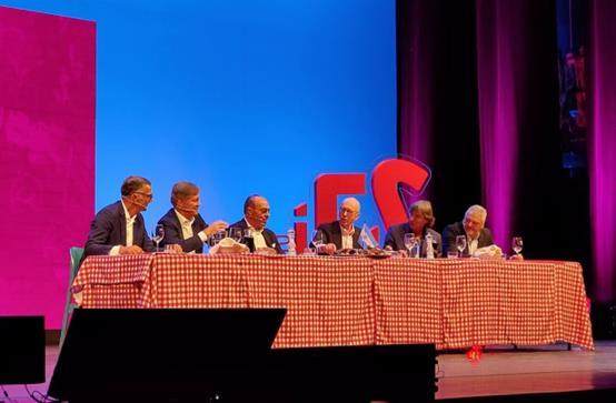 球天下体育直播-从1982到2022，蓝衣军团世界杯英雄畅聊夺冠往事